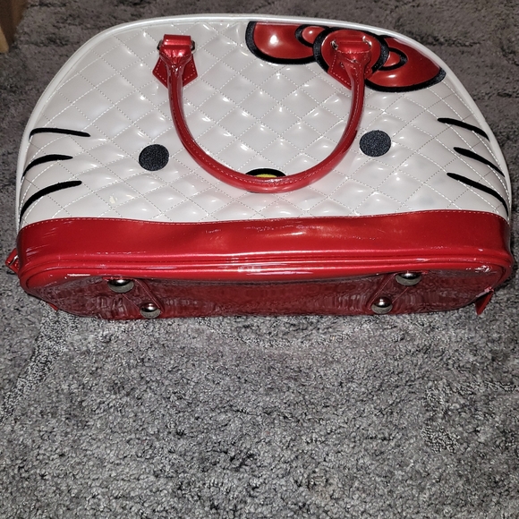 Hello Kitty Sanrio Loungefly Purse - Picture 5 of 9